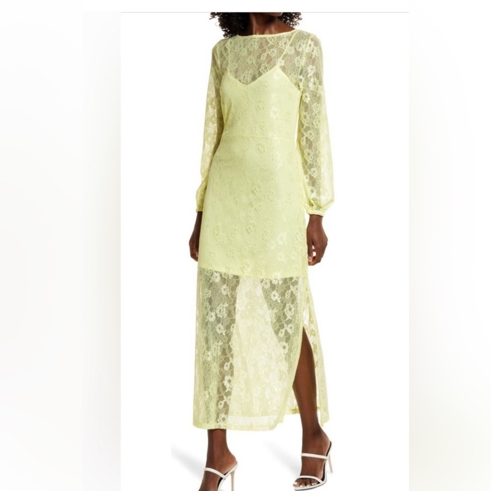 NORDSTROM Elegant Yellow Lace Maxi Dress
Caja 1
